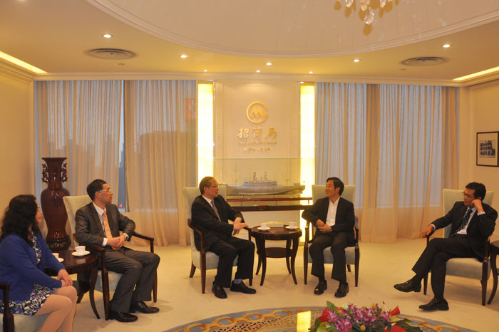 Photo 1 Prof. Yu Shicheng visited the China Merchants Group Photo 1 Prof. Yu Shicheng visited the China Merchants Group